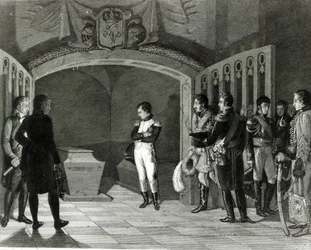 Napoleon meditiert vor dem Grab von Friedrich II. von Preußen in der Krypta der Garnisonkirche in Potsdam, ca. 1810